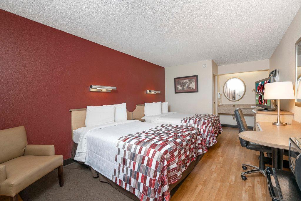 Red Roof Inn Cleveland - Independence Bagian luar foto