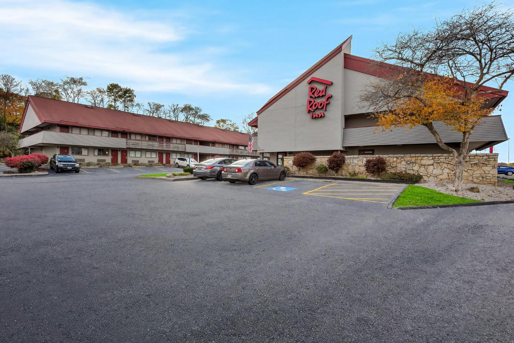 Red Roof Inn Cleveland - Independence Bagian luar foto