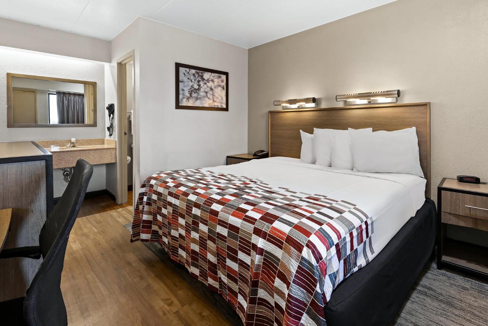 Red Roof Inn Cleveland - Independence Bagian luar foto