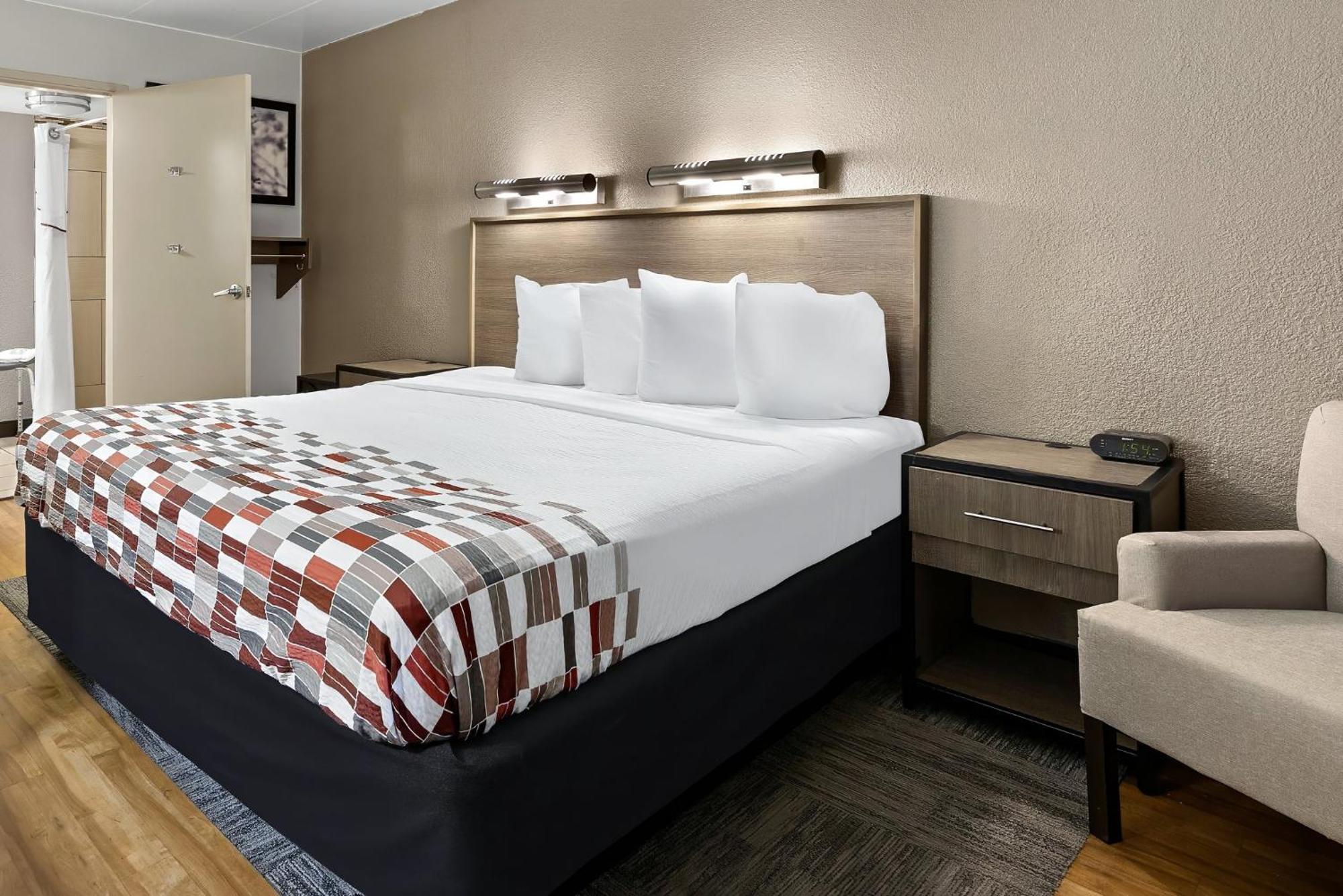 Red Roof Inn Cleveland - Independence Bagian luar foto
