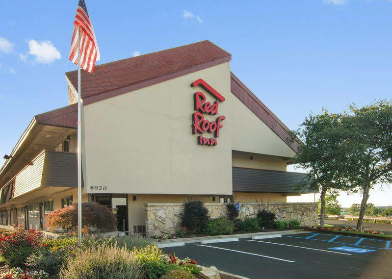 Red Roof Inn Cleveland - Independence Bagian luar foto