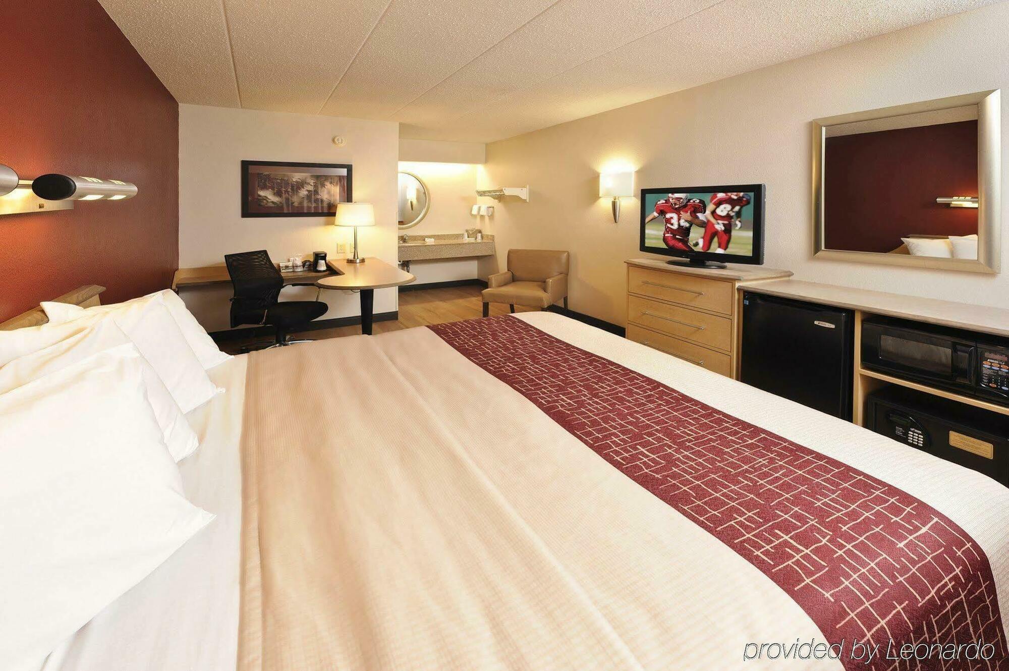 Red Roof Inn Cleveland - Independence Bagian luar foto